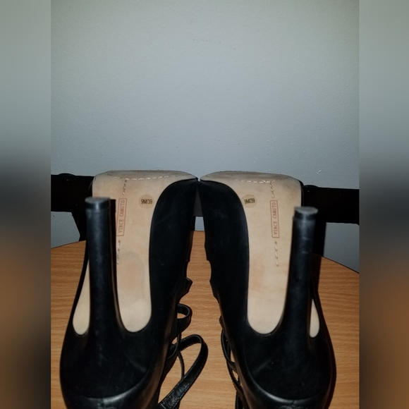 Vince Camuto Strappy Heel - Picture 6 of 9